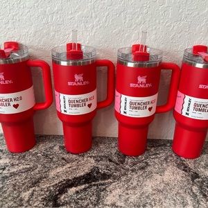 Stanley Valentines Day Heart 40 oz Target Exclusive Red Tumbler - FREE SHIPPING